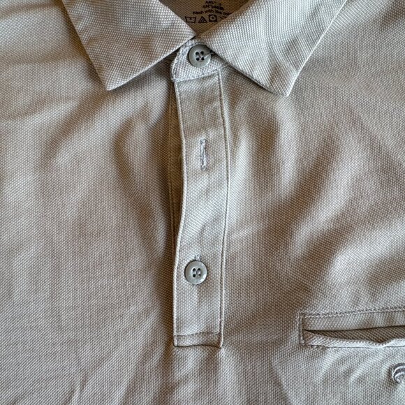 Fabletic's Dash Polo - Picture 2 of 4